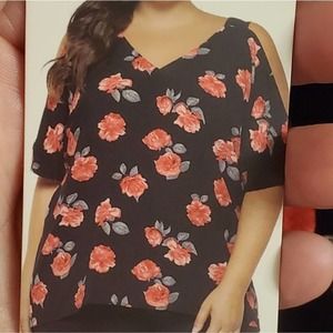 DEX red roses‎ floral cold shoulder tunic plus size 2X NEW!!!!